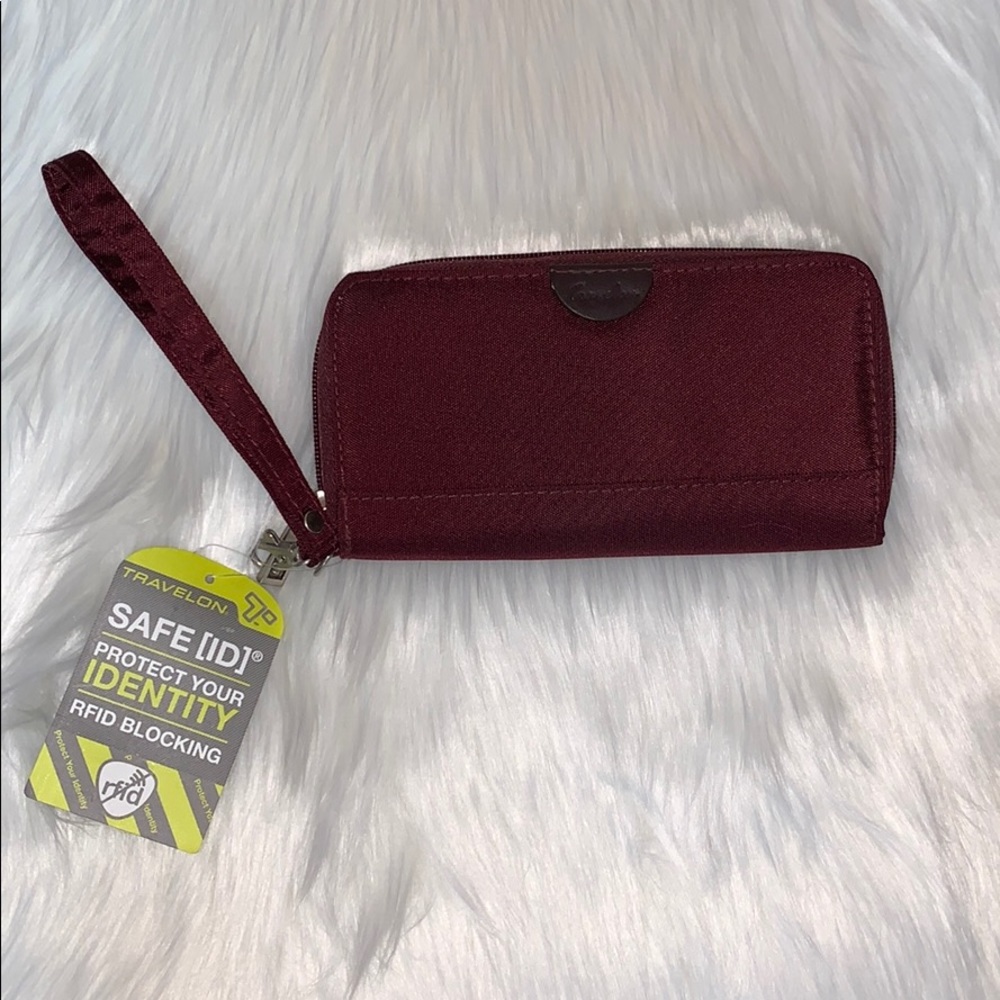Travelon wallet